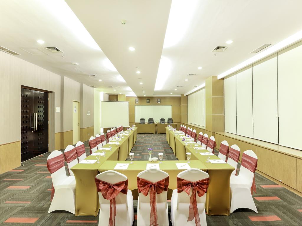 BW Suite Belitung Tanjung Pandan Exterior foto